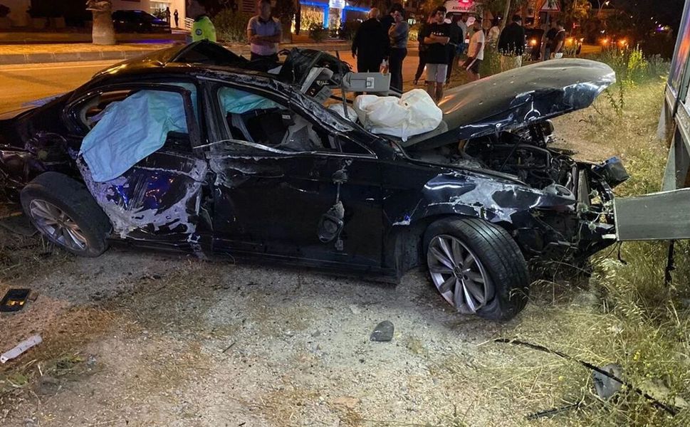 Bodrum’da otomobil takla attı: İkisi ağır üç yaralı