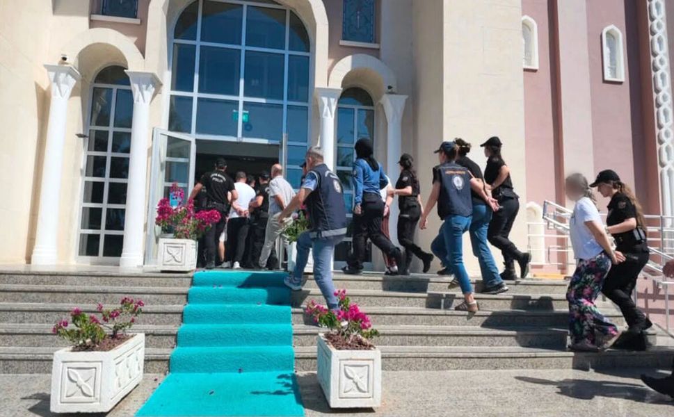 Fethiye'deki insan kaçakçılığı operasyonunda dokuz tutuklama