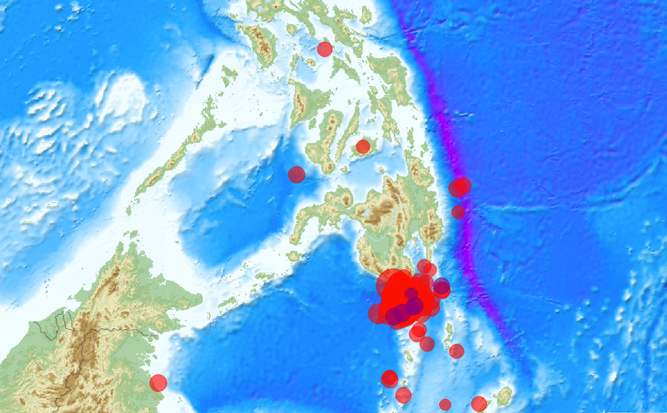 Filipinler'de 7.8 büyüklüğünde deprem
