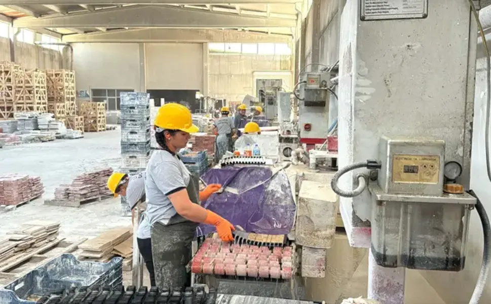 Mermer atıklarından 2 milyon dolarlık ihracat
