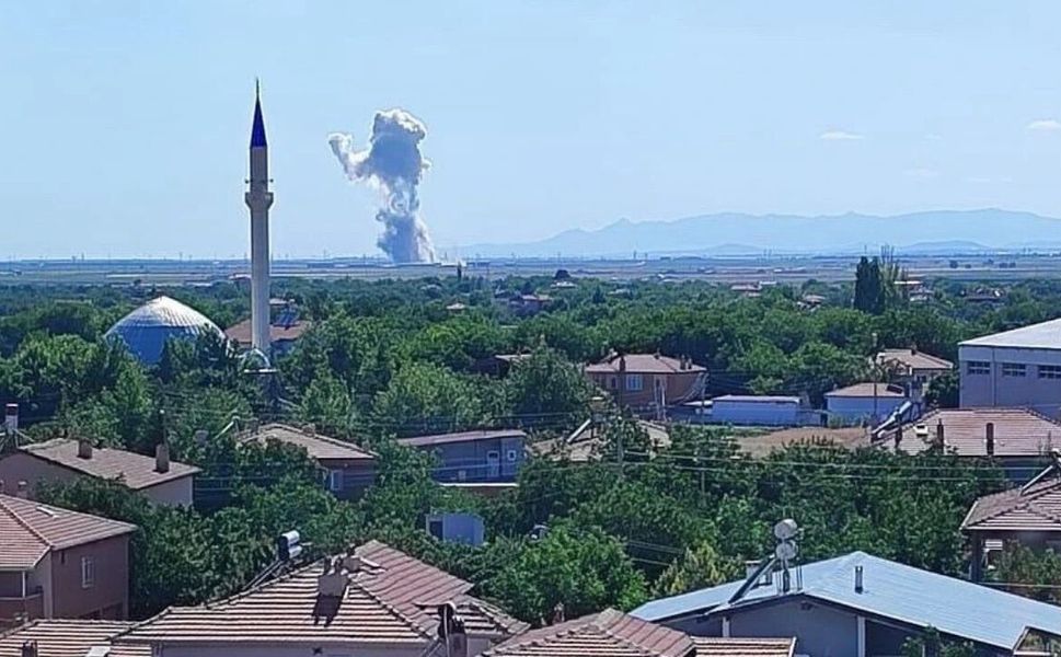 Niğde'de havai fişek fabrikasında patlama: Bir işçi hayatını kaybetti