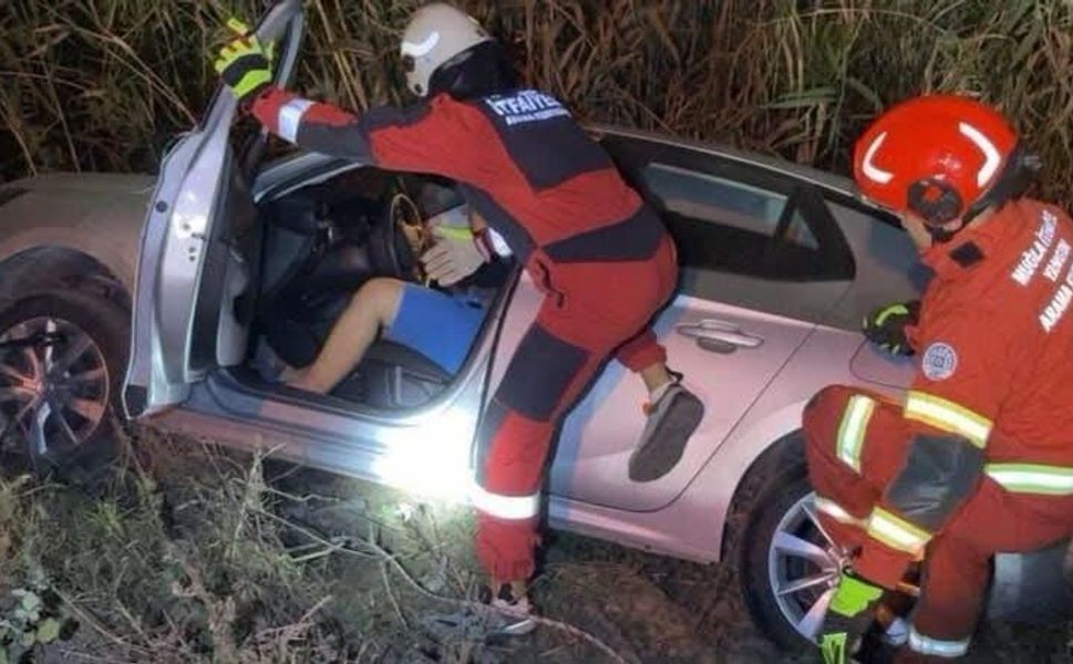 Dalaman’da kontrolden çıkan otomobil kanala uçtu