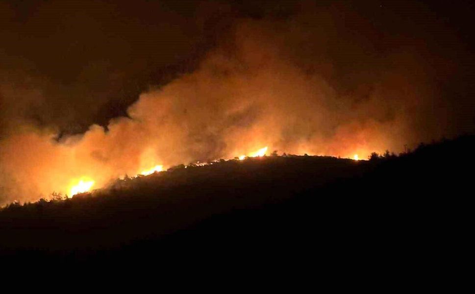 Milas'ta yangın durdurulamadı: 1.120 kişiye tahliye, 350 otel, 770 site boşaltıldı