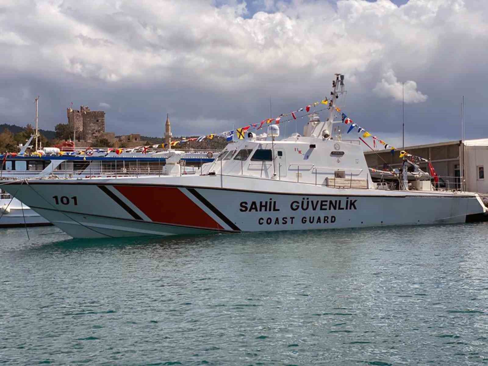 SAHİL GÜVENLİK BOTLARI HALKIN ZİYARETİNE AÇILDI
