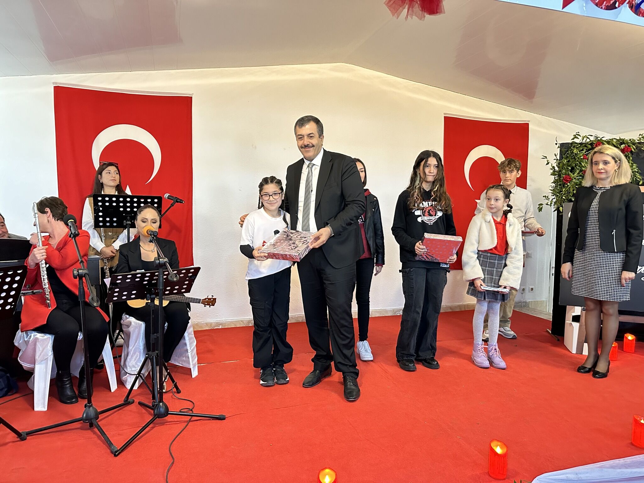ÖĞRETMENLER GÜNÜ DALAMAN’DA KUTLANDI