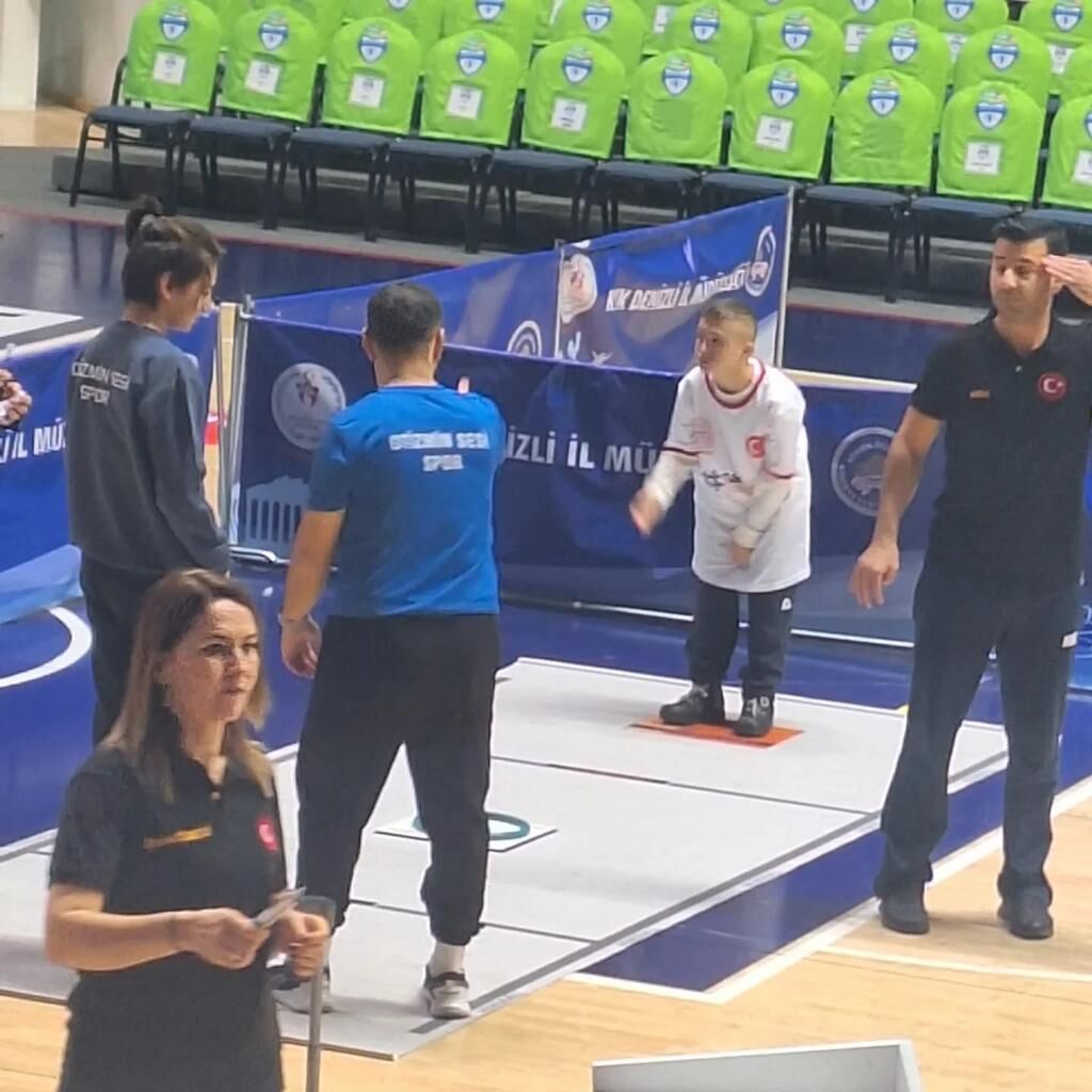 HEMSBALL ŞAMPİYONASI'NIN YILDIZI MUĞLA OLDU