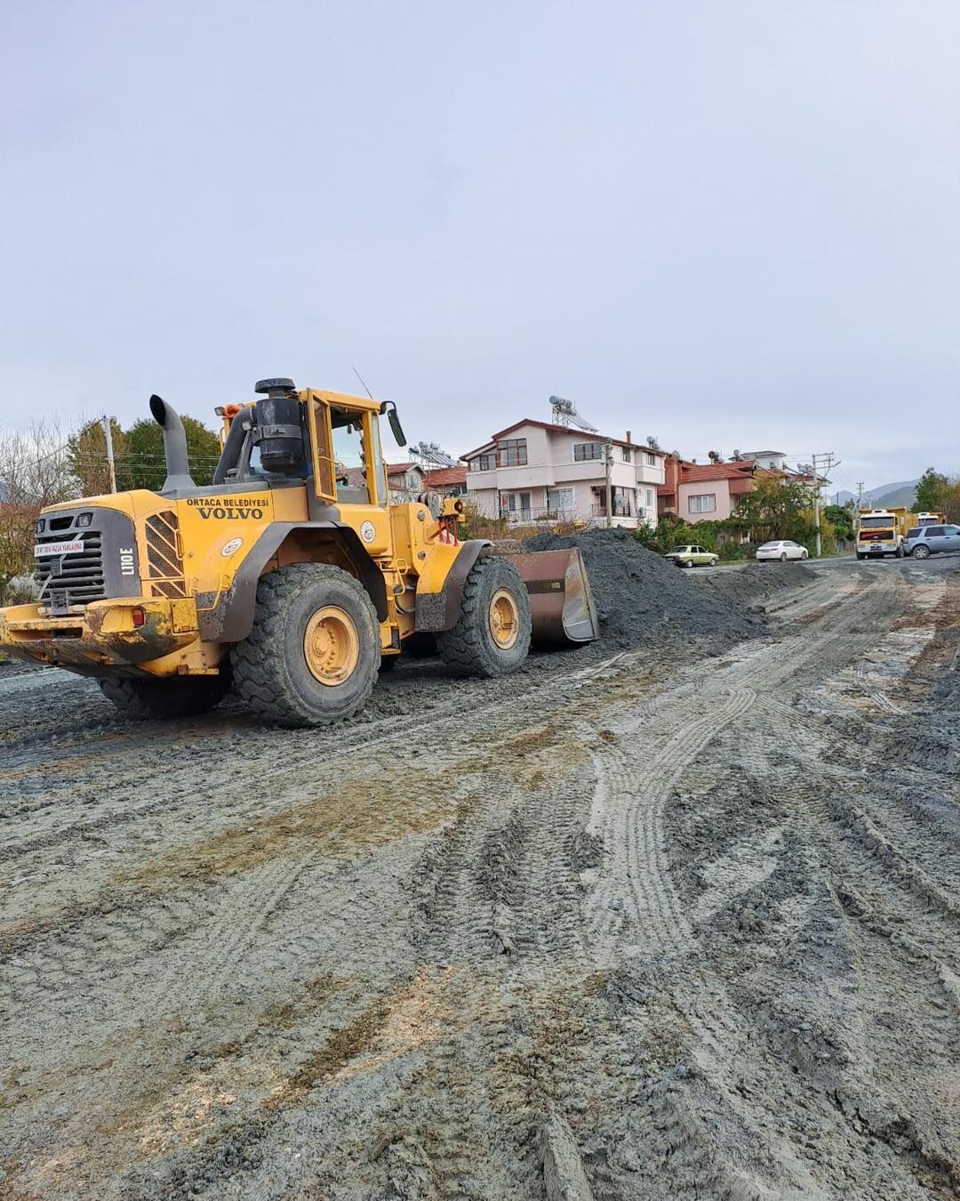 ORTACA’DA YOLLAR BAKIMDA