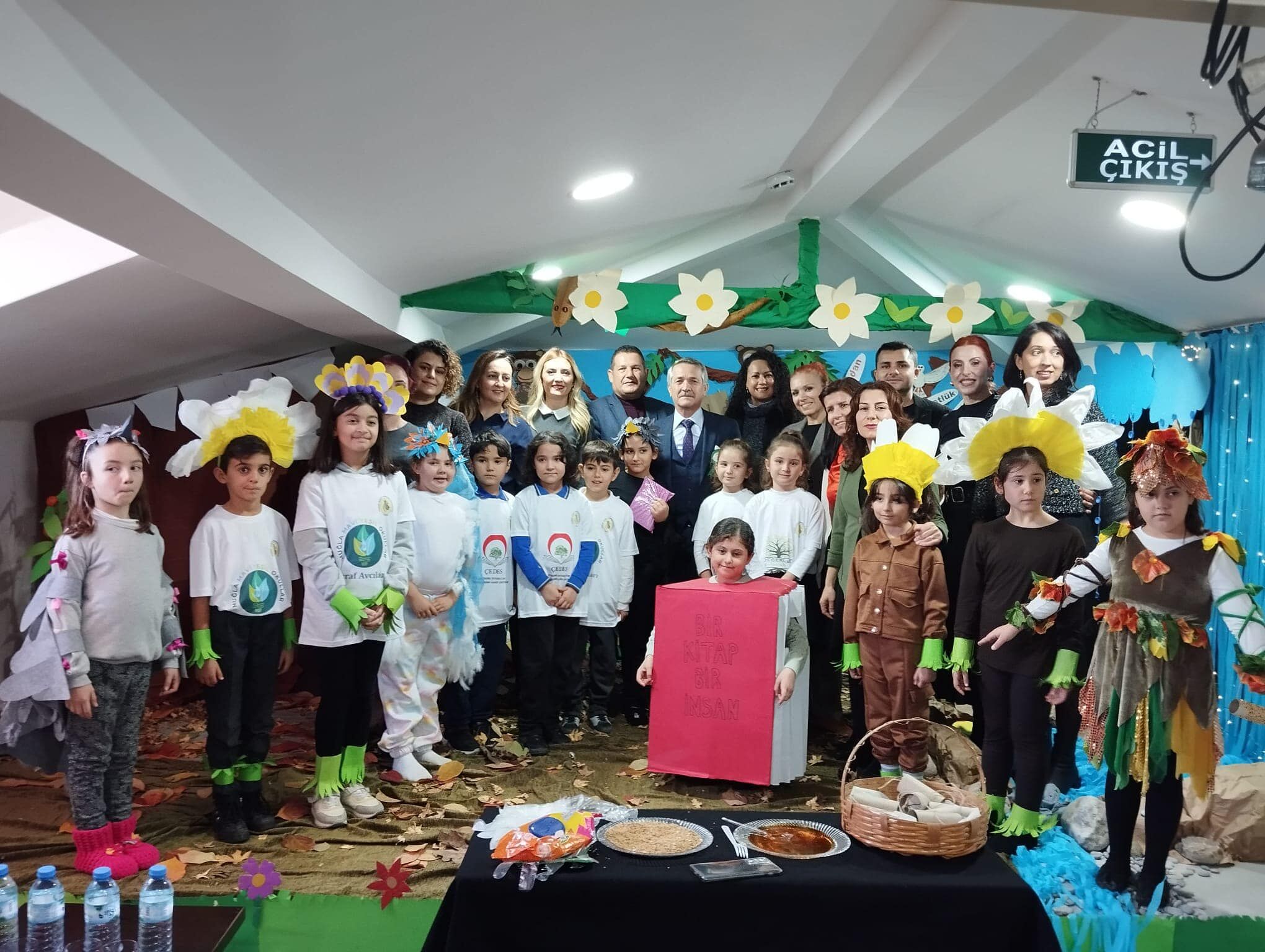 MİNİK ÖĞRENCİLER “GÜZELLİĞİN ÖYKÜSÜNÜ” ANLATTILAR