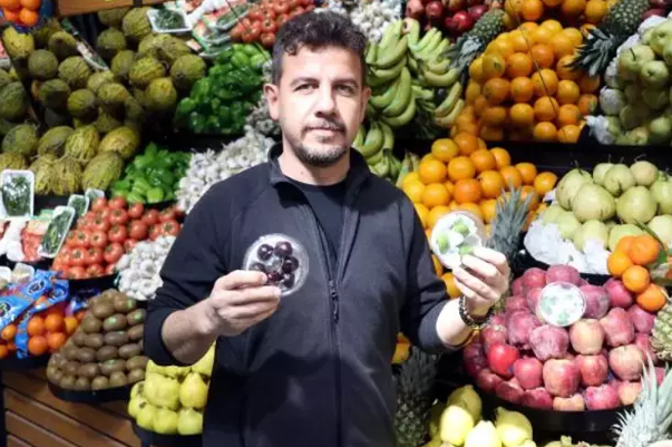 YAZ MEYVESİ ERİK VE KİRAZIN FİYATI, ÇEYREK ALTIN İLE YARIŞIYOR