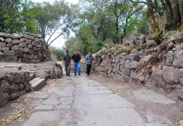 1900 YILLIK ANTİK YOL