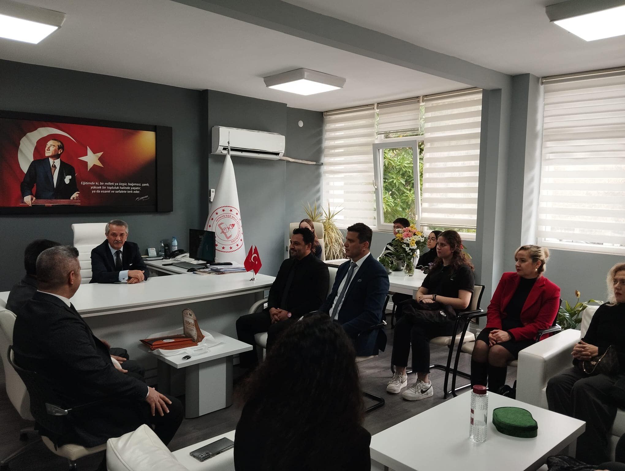 ÖĞRENCİLER ÖDÜLLERİNİ ALDILAR