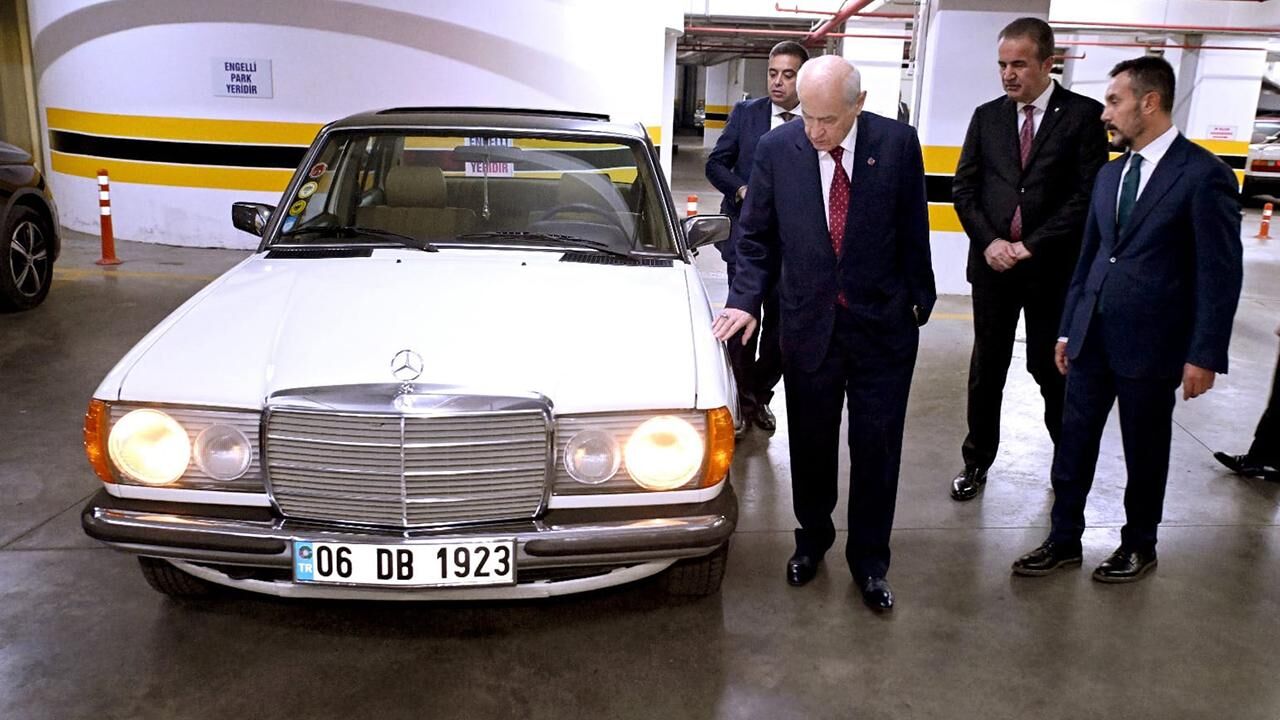 MHP LİDERİ DEVLET BAHÇELİDEN BÜYÜK JEST