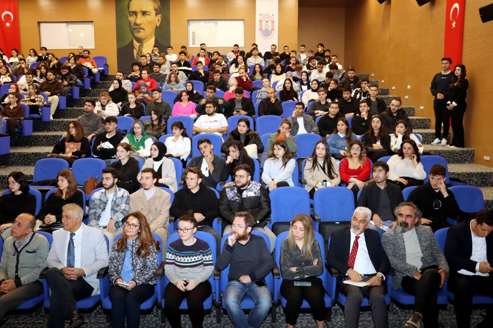 KÖYCEĞİZ’DE KADINA ŞİDDET VE ÇOCUK KORUMA TOPLANTISI
