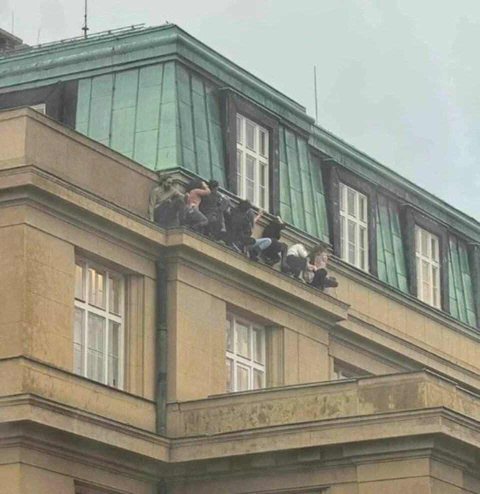 ÜNİVERSİTEDE SİLAHLI SALDIRI: ÖLÜ VE YARALILAR VAR