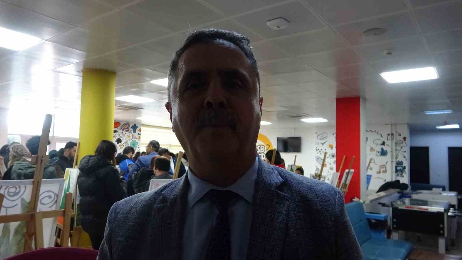 MENTEŞE'DE ÖZEL SERGİ: 1 YILLIK EMEK ORTAYA ÇIKTI