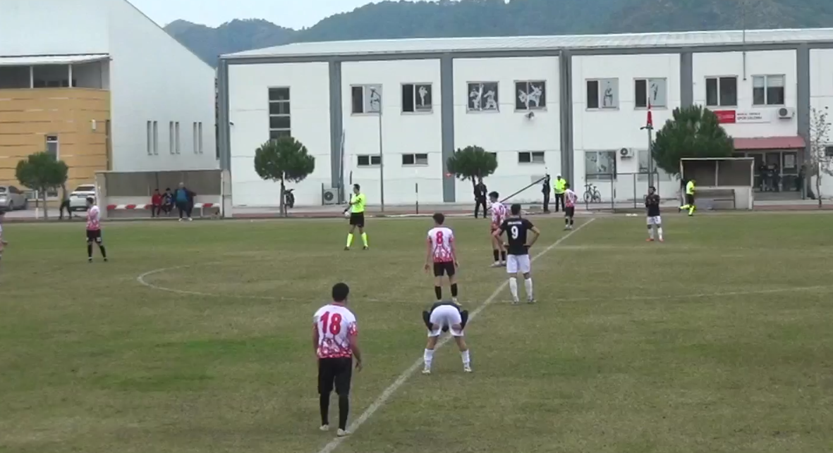 ORTACA BELEDİYESPOR KARAÇULHASPOR'U FARKLI DEVİRDİ
