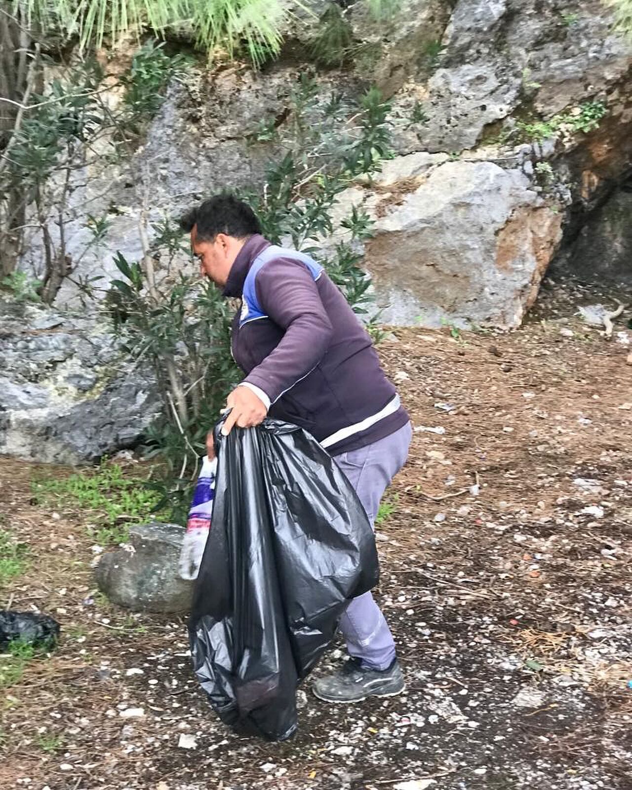 SULUNGUR GÖLÜ ÇEVRESİ TEMİZLENDİ