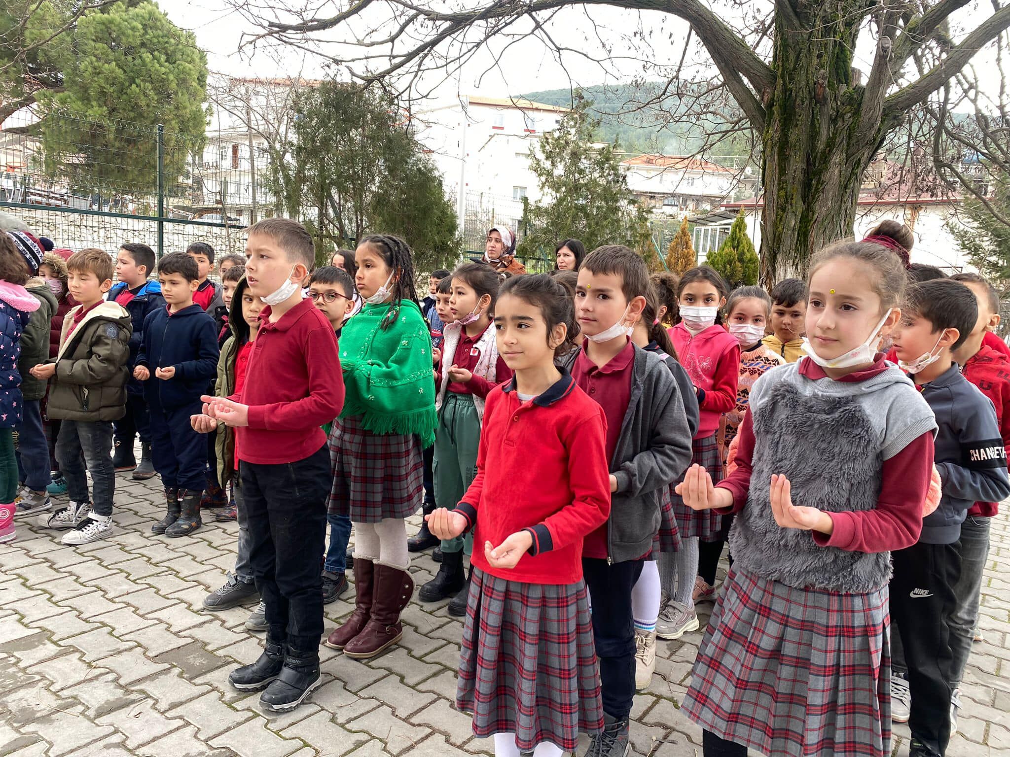 ÖĞRENCİLERDEN ŞEHİTLERE LOKMA HAYRI