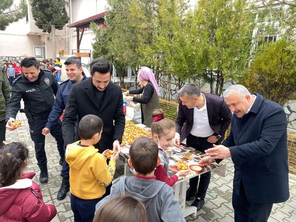 ÖĞRENCİLERDEN ŞEHİTLERE LOKMA HAYRI
