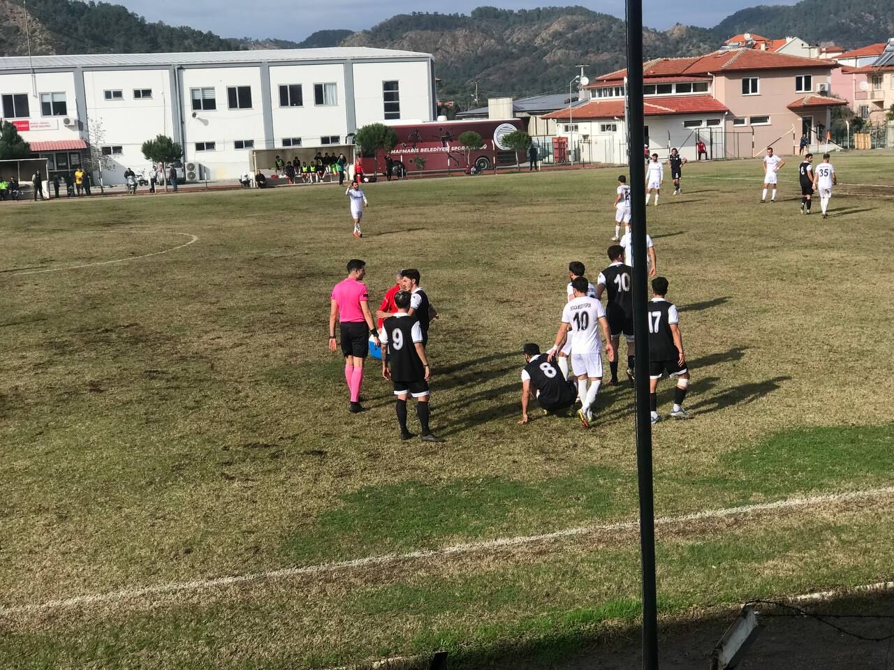 1000A YAPI ORTACA BELEDİYE SPOR B GRUBU ŞAMPİYONU