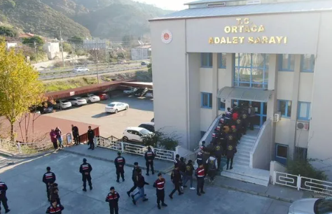 ORTACA’DA DOLANDIRICILIK OPERASYONU: ÇOK SAYIDA GÖZALTI VAR