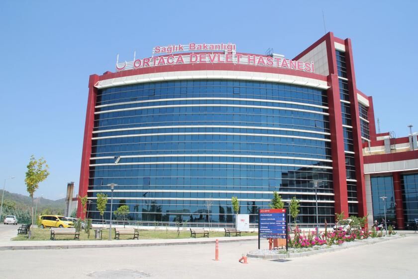 ORTACA MR CİHAZINA KAVUŞUYOR