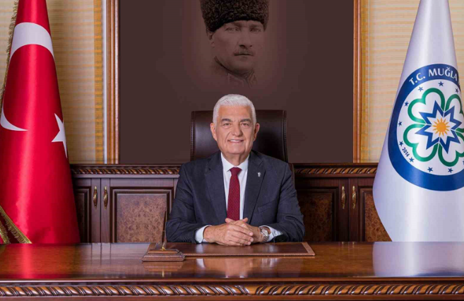 BAŞKAN GİDERAYAK O NOTU DA ALDI!