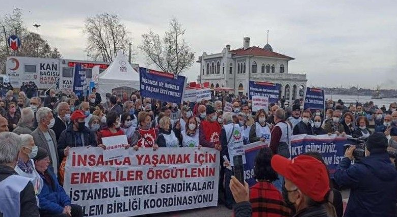STAJ VE ÇIRAKLIK MAĞDURLARI TEPKİLİ: BİZ YOKSAK SİZ DE YOKSUNUZ!