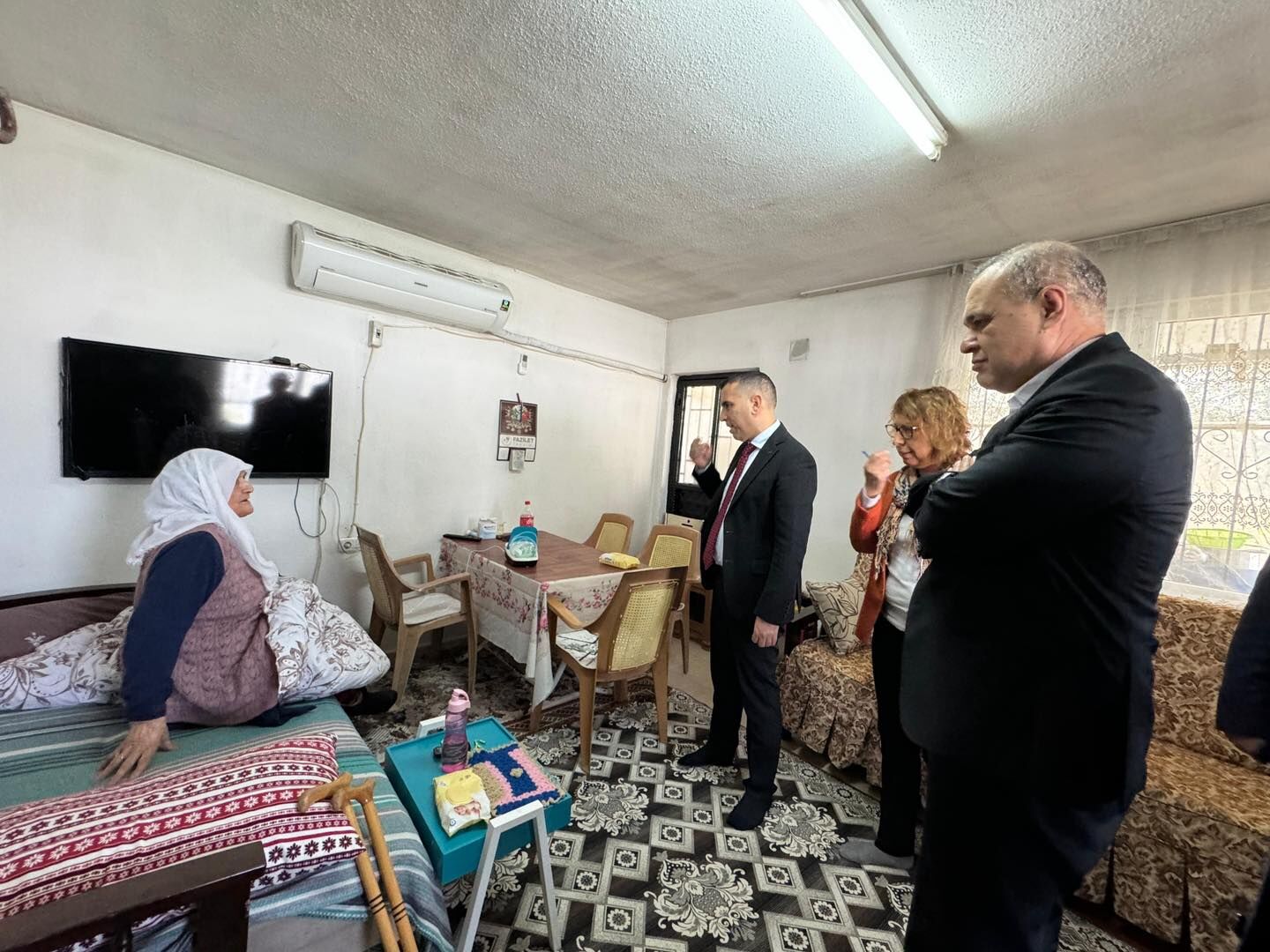 KAYMAKAM AKTAŞ VE BAŞKAN UZUNDEMİR’DEN VATANDAŞ ZİYARETİ