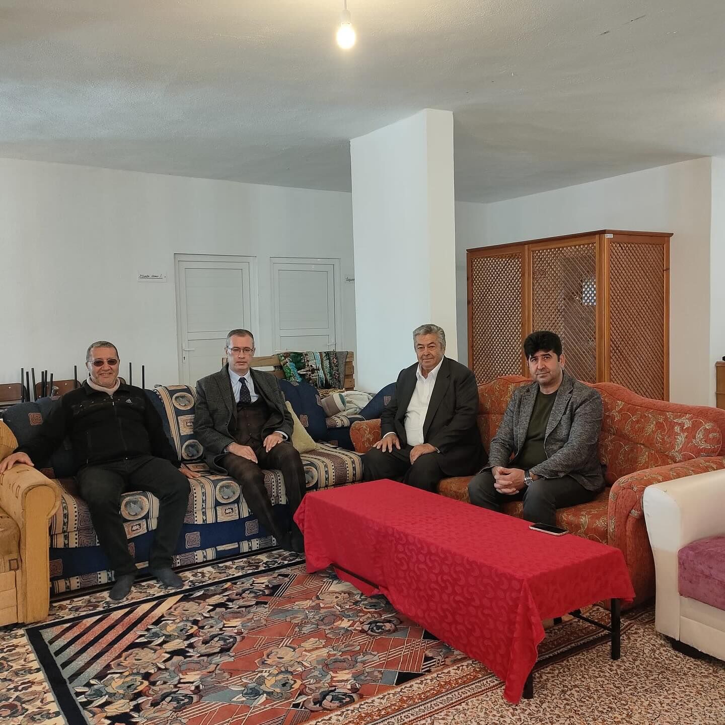 KAYMAKAM ERTAŞ ROMAN VATANDAŞLARI ZİYARET ETTİ