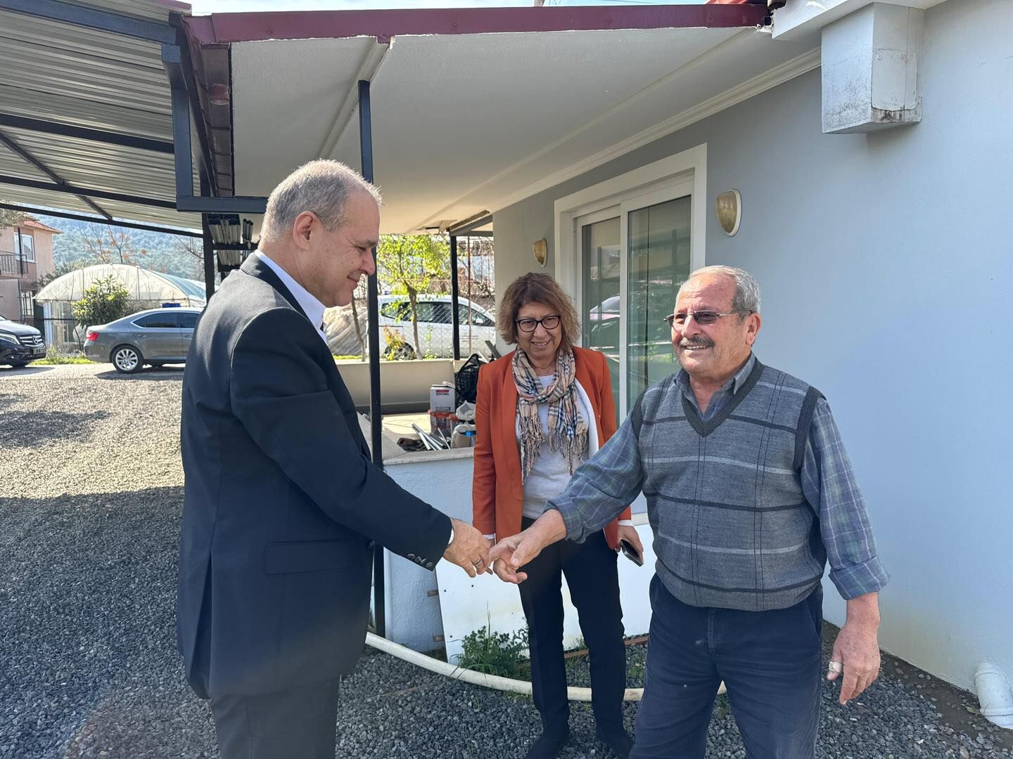 KAYMAKAM AKTAŞ VE BAŞKAN UZUNDEMİR’DEN VATANDAŞ ZİYARETİ