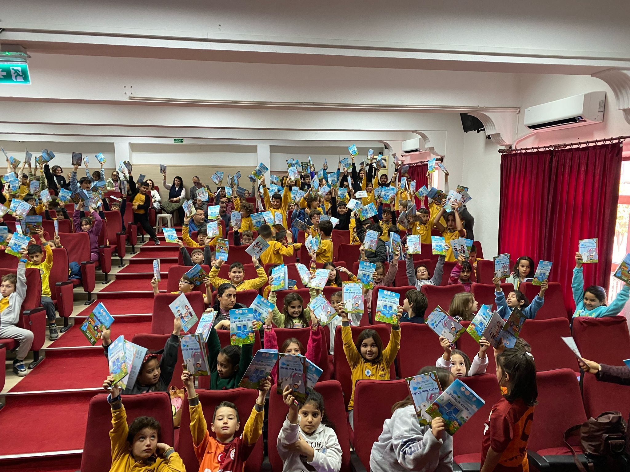 ÖĞRENCİLERE SU VERİMLİLİĞİ SEFERBERLİĞİ SEMİNERİ VERİLDİ