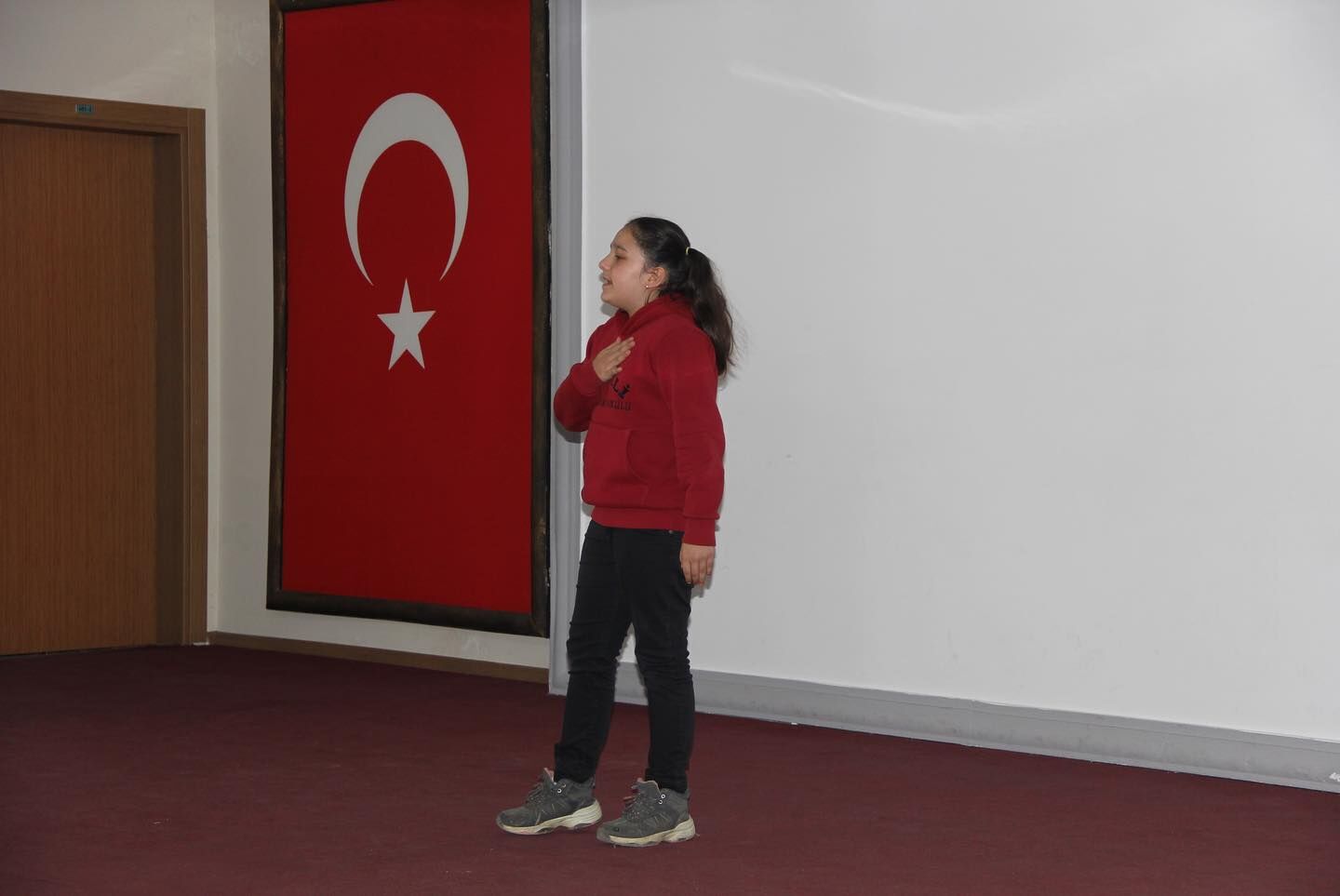 İSTİKLAL MARŞI’NI GÜZEL OKUMAK İÇİN YARIŞTILAR