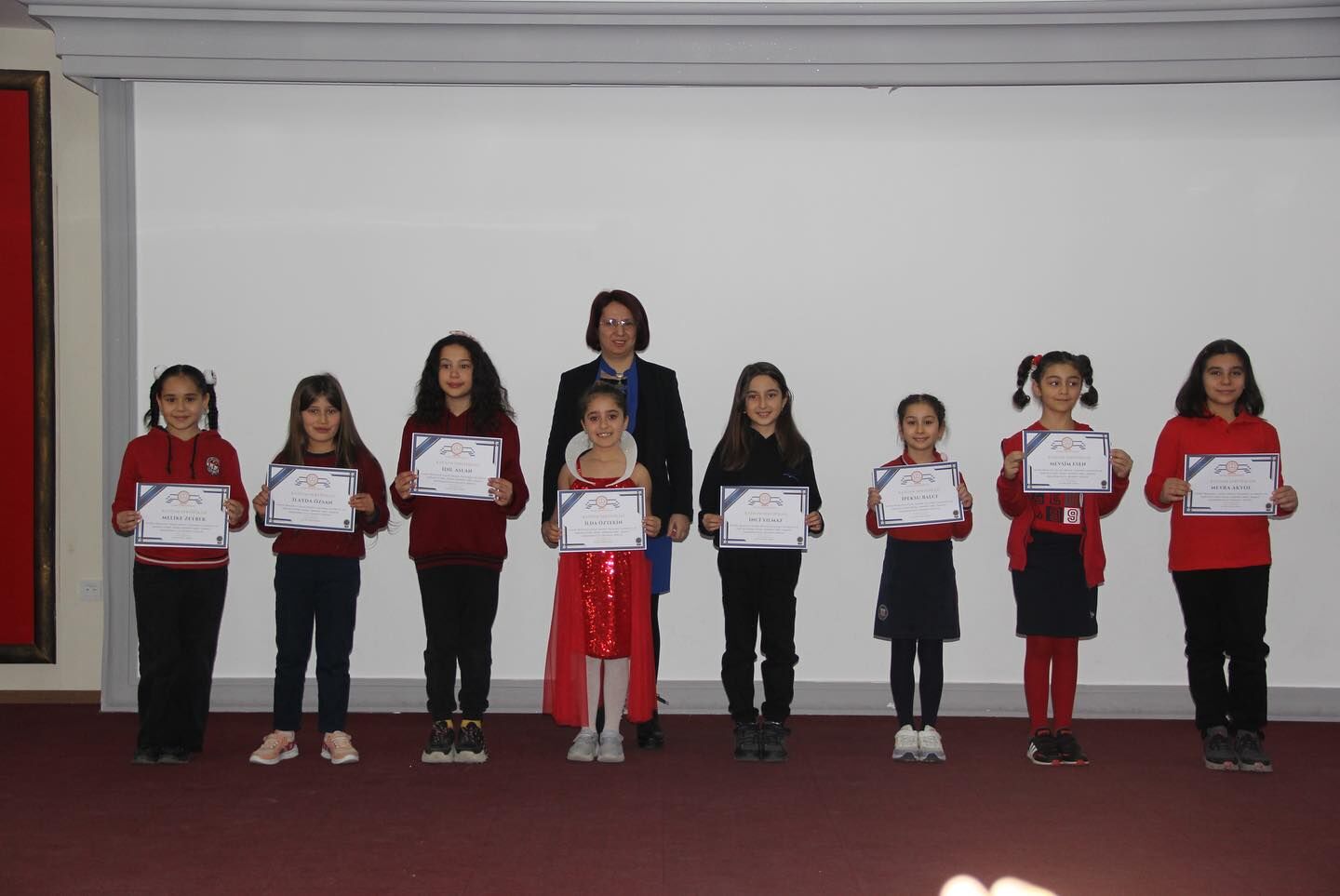 İSTİKLAL MARŞI’NI GÜZEL OKUMAK İÇİN YARIŞTILAR