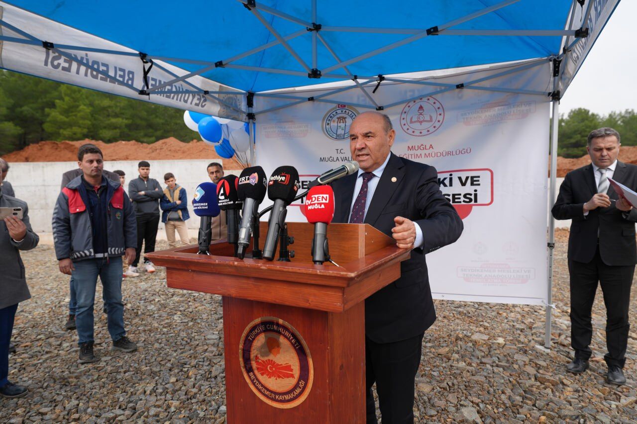 SEYDİKEMER MESLEKİ VE TEKNİK ANADOLU LİSESİ’NİN TEMEL ATMA TÖRENİ YAPILDI