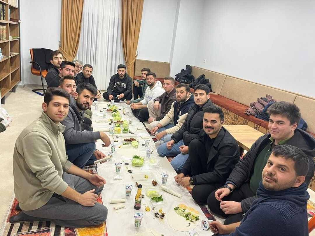 FETHİYE'DE GENÇLİK BULUŞMALARI DEVAM EDİYOR