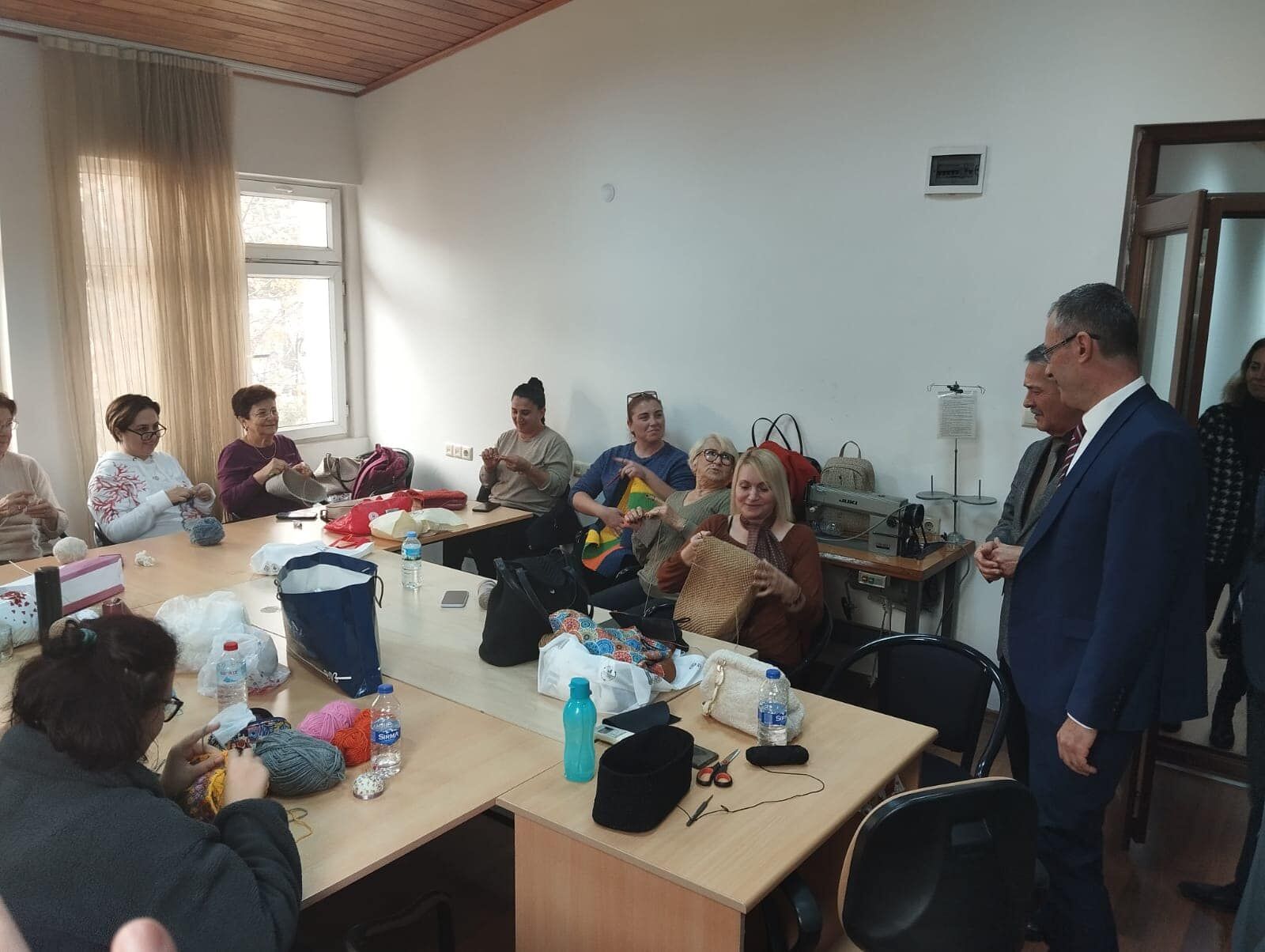 KAYMAKAM ERTAŞ’TAN KURSİYERLERE ZİYARET