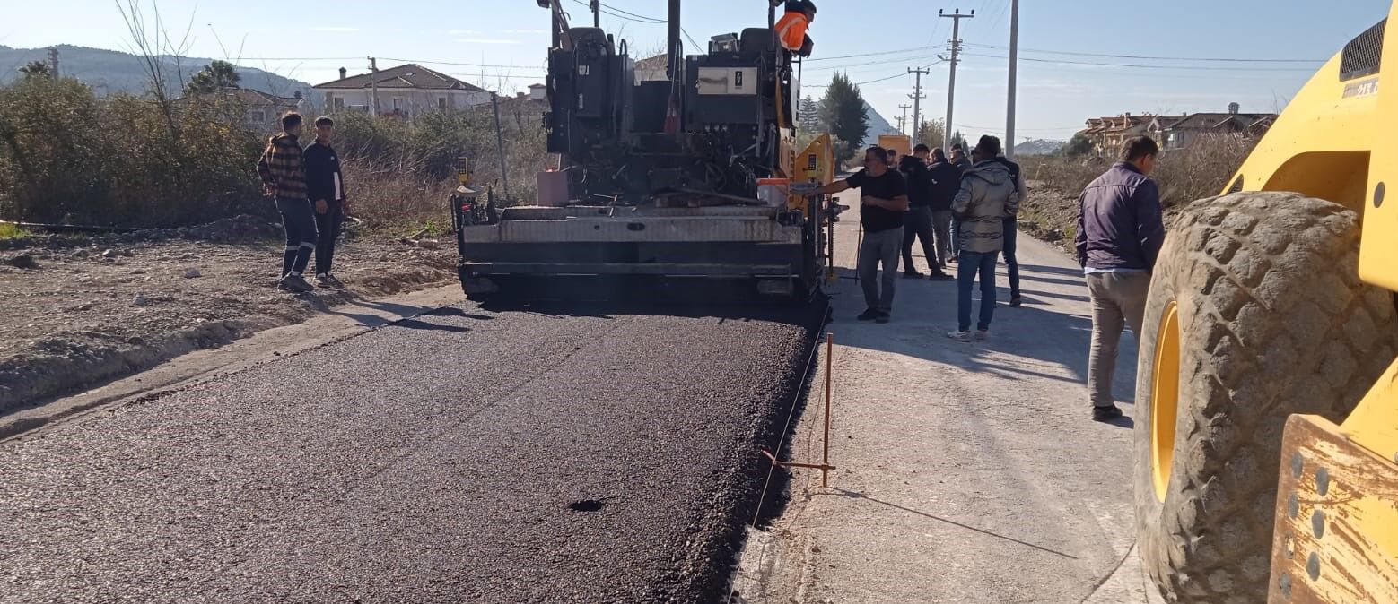 DALAMAN’DA SICAK ASFALT ÇALIŞMASI TAMAMLANDI