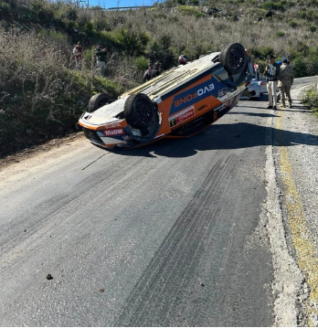 MARMARİS’TEKİ RALLİDE ÜNLÜ PİLOT KAZA YAPTI