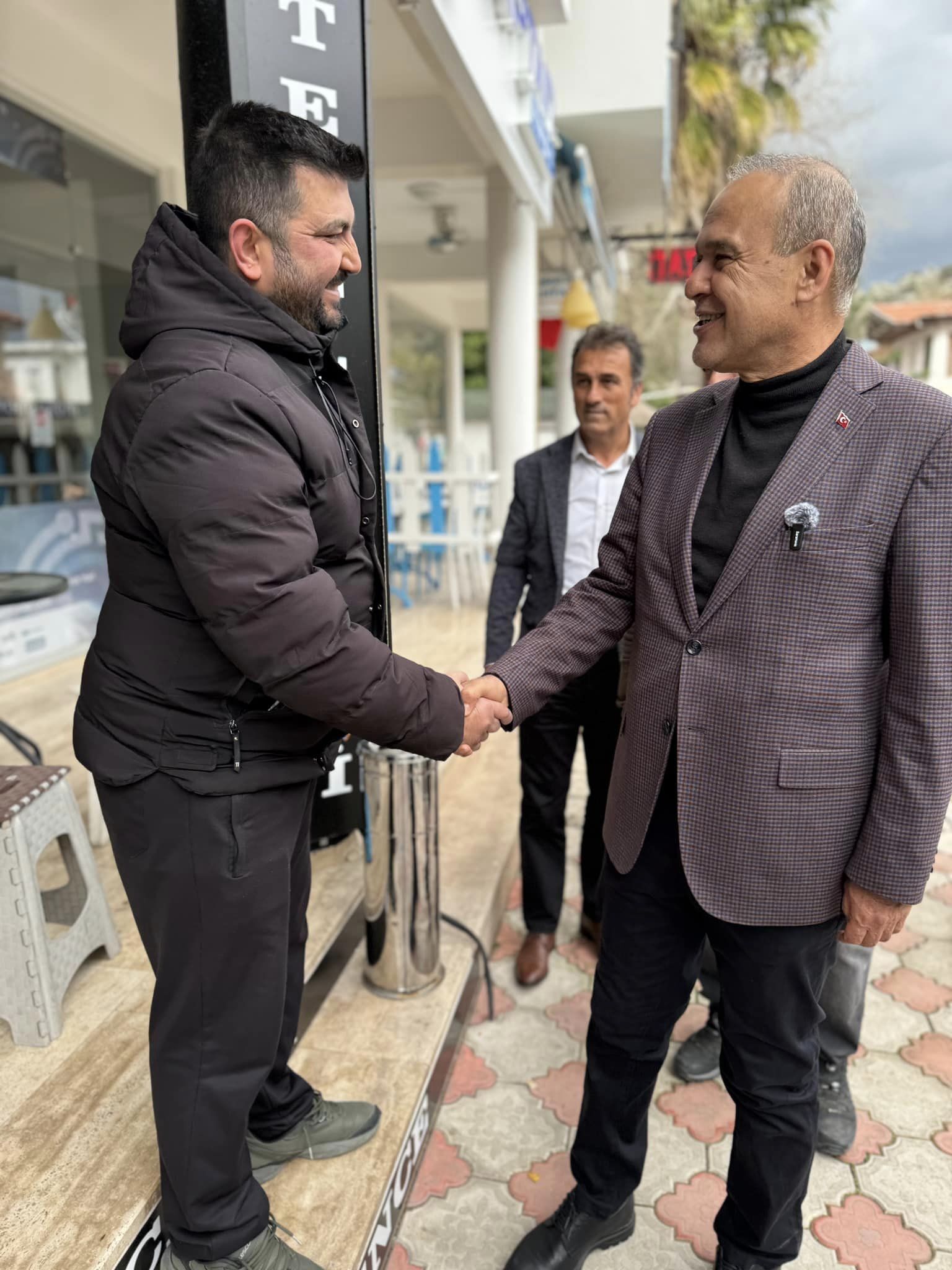BAŞKAN UZUNDEMİR, DALYAN’DA ESNAFI ZİYARET ETTİ