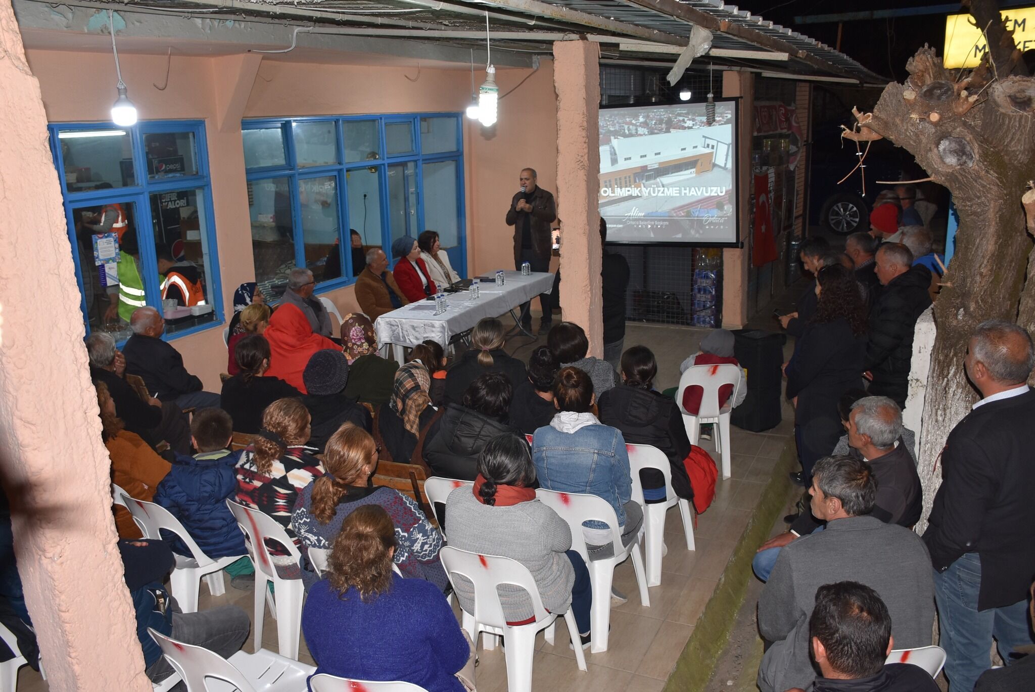 KEMALİYELİLER, BAŞKAN UZUNDEMİR’E BÜYÜK İLGİ GÖSTERDİ