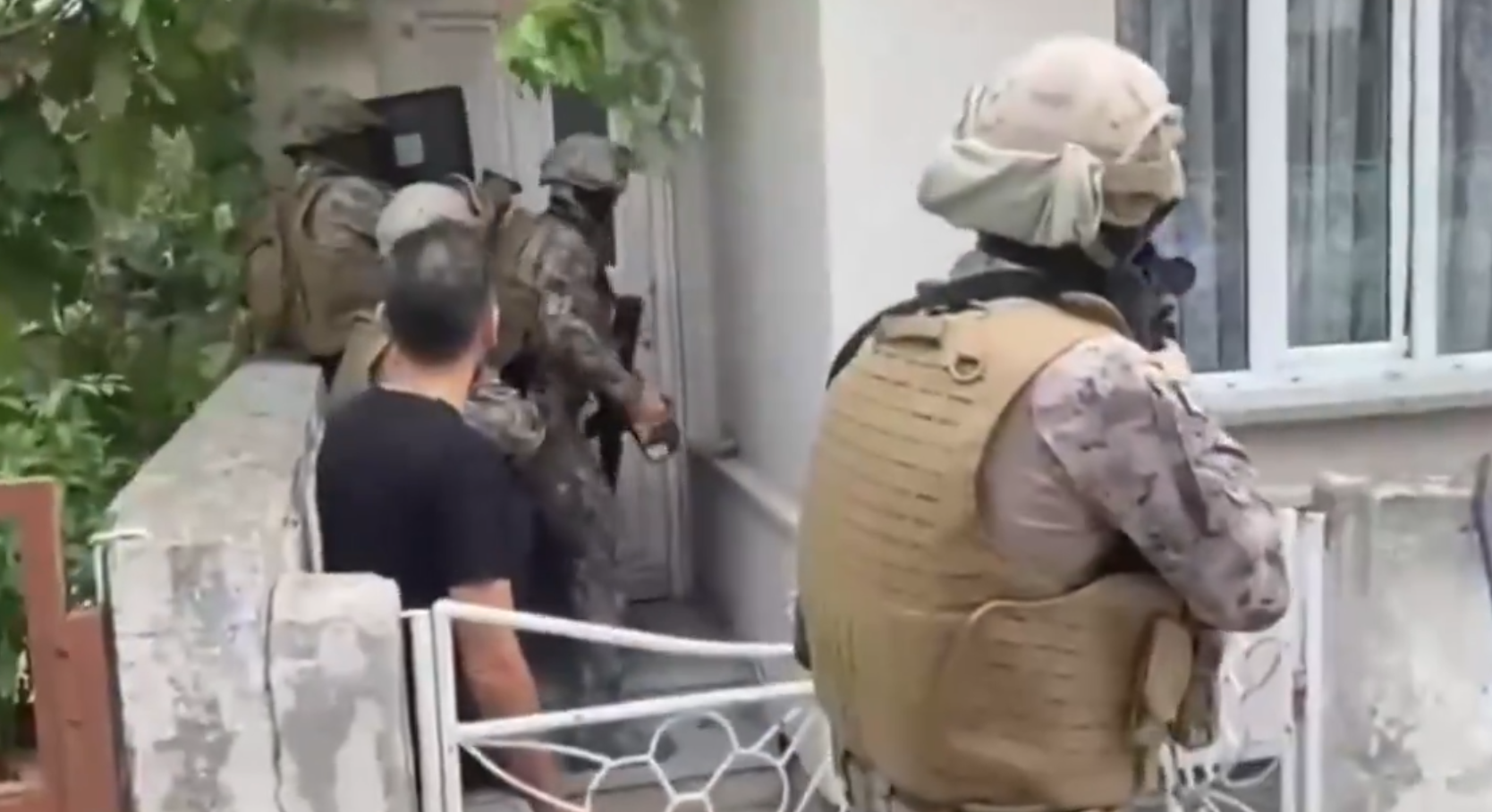 MUĞLA DAHİL 42 İLDE 'NARKOÇELİK-14' OPERASYONU: 321 ZEHİR TACİRİ YAKALANDI
