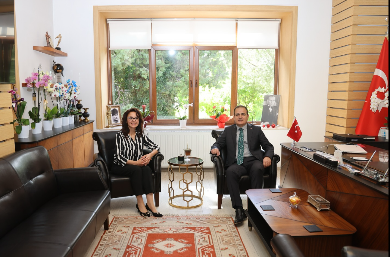 MUĞLA VALİSİ’NDEN, MENTEŞE BELEDİYE BAŞKANI’NA ZİYARET