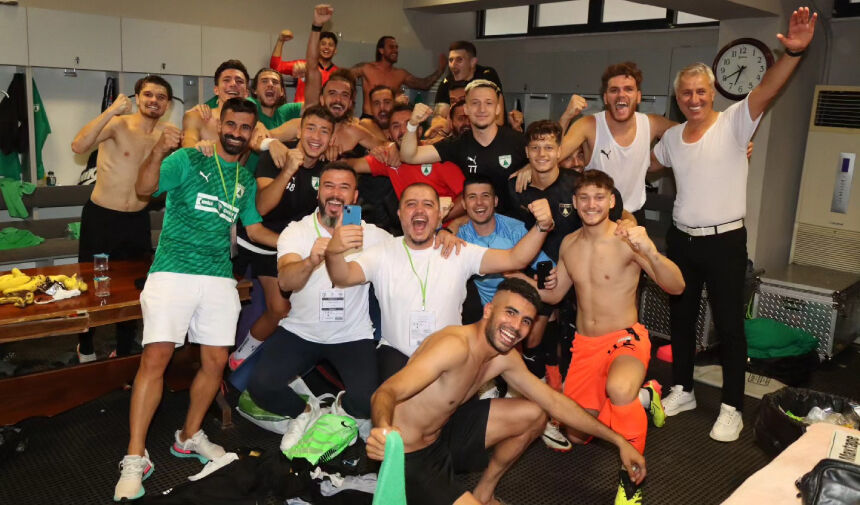 MUĞLASPOR SAHAYA NARİN PANKARTIYLA ÇIKTI: ÇOCUKLARIMIZ ÇOK NARİN, ARTIK ONLARI KORUYALIM