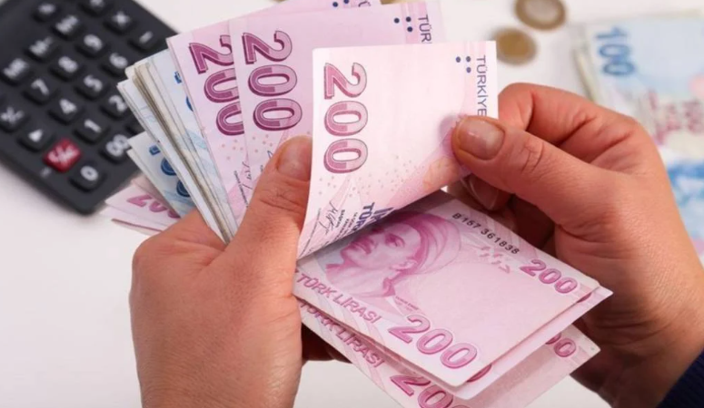 Emekliye yüzde 25'lik refah payı geliyor! En düşük emekli maaşı 15 bin TL'yi aşıyor