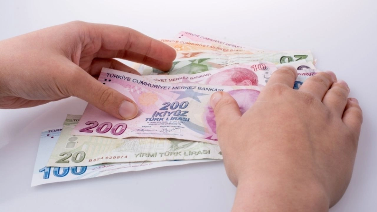 Emekliye 5 bin TL şoku! 29 Ekim'de ikramiye verilecek mi?