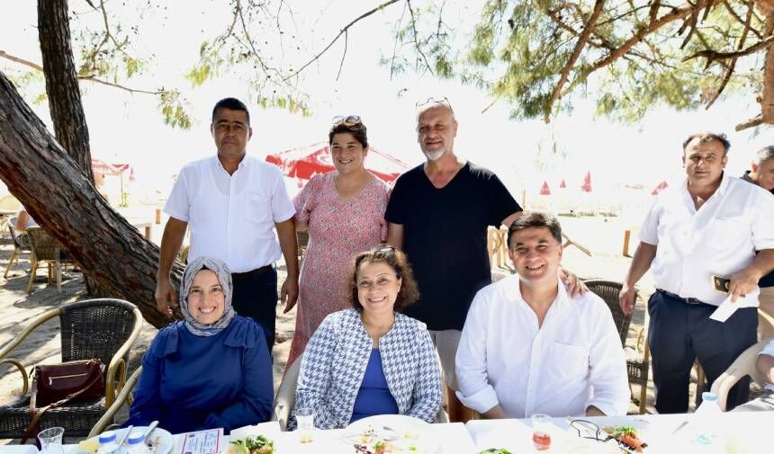 FETHİYE BELEDİYE BAŞKANI ALİM KARACA 41 MAHALLE MUHTARIYLA BİR ARAYA GELDİ