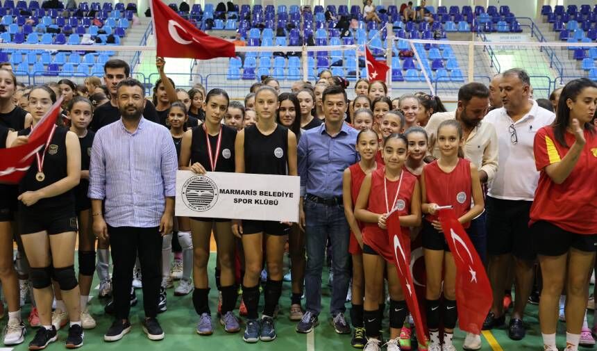 MARMARİS'TE 30 AĞUSTOS ZAFER KUPASI TAMAMLANDI