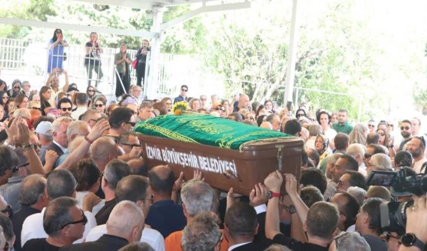Metin Arolat son yolculuğuna uğurlandı