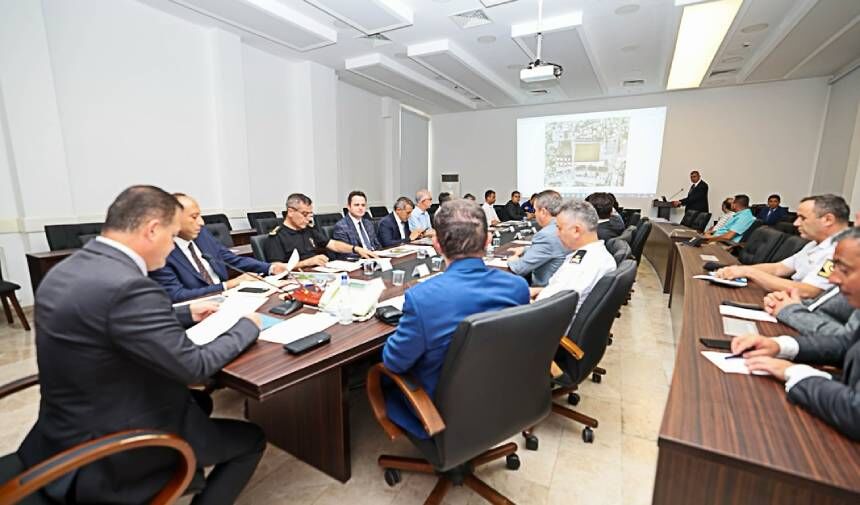 MUĞLA'DA SPOR GÜVENLİĞİ TOPLANTISI: TEDBİRLER MASAYA YATIRILDI